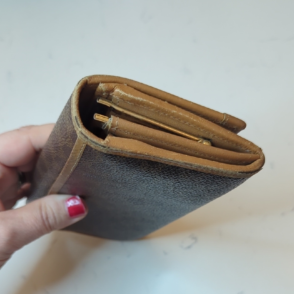 Celine Kisslock Long Wallet - Picture 13 of 13